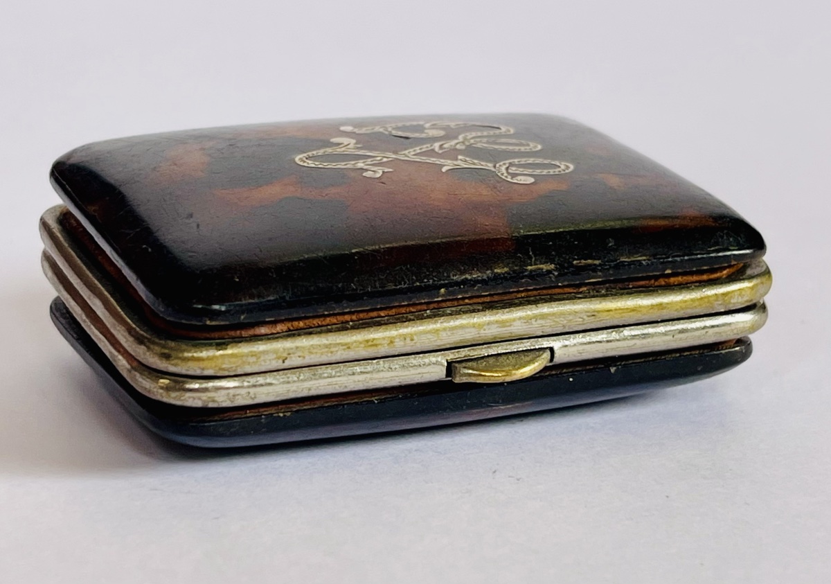 Tortoiseshell And Silver Coin Purse -photo-4